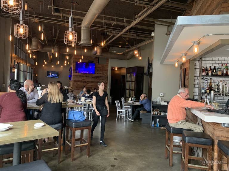  Restaurant & Brew Pub in Playa Vista 