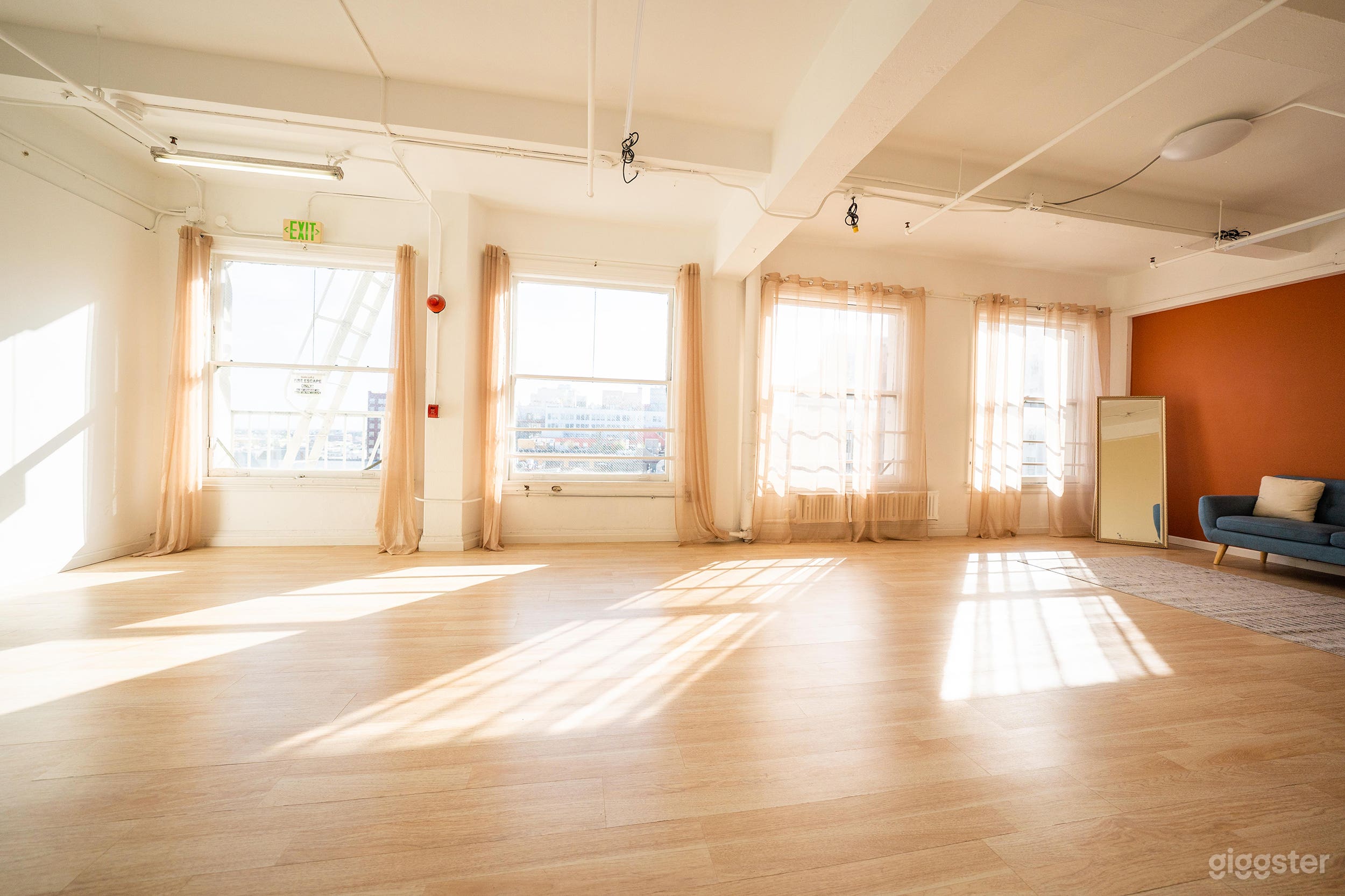 Scandinavian Loft Photo 4