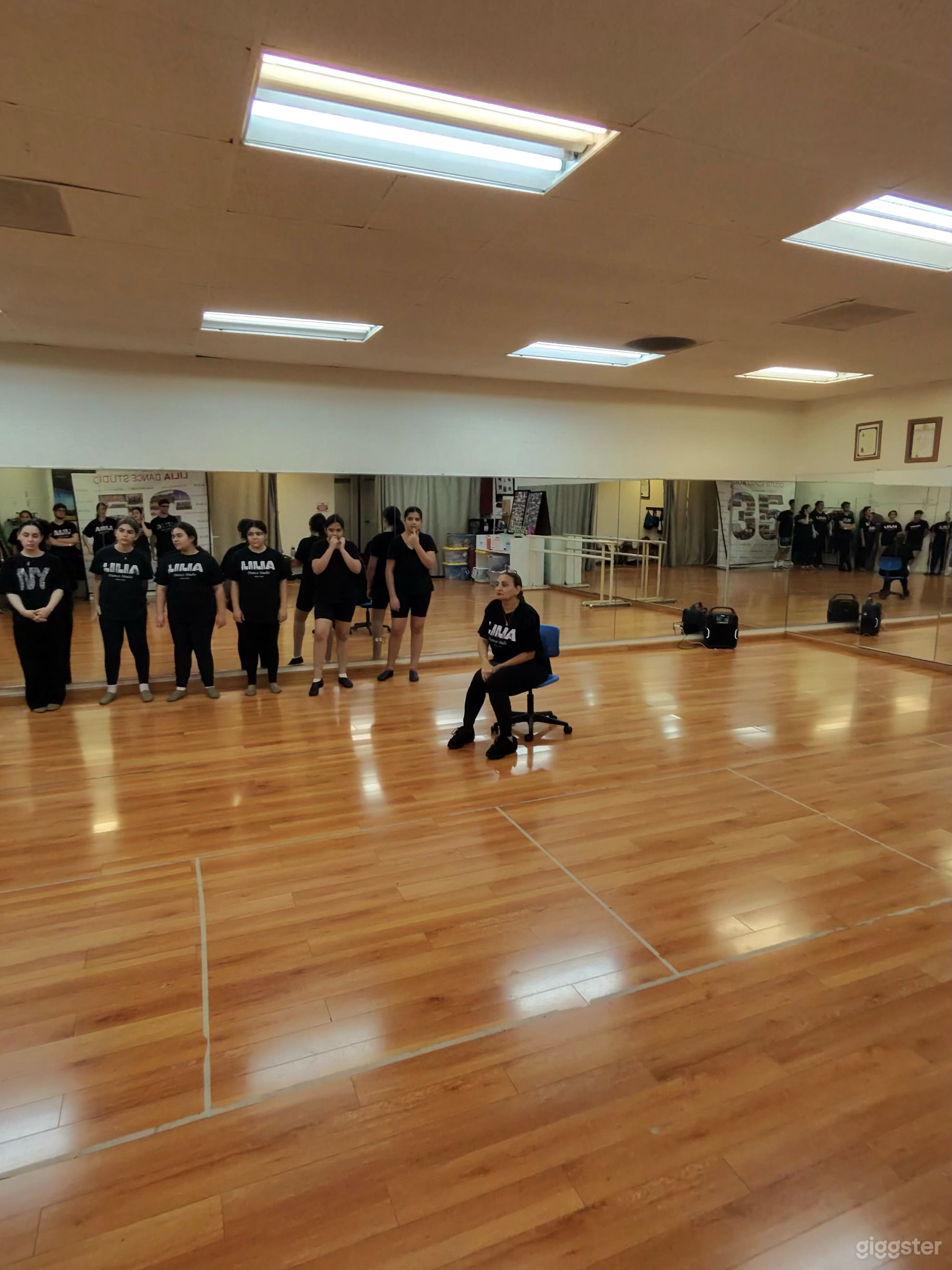 Bright, Open Dance Studio with Mirrors + Wood Floors Photo 3