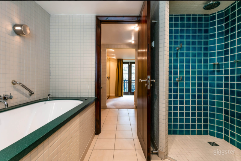 BECKSIDE WEST Photo 4