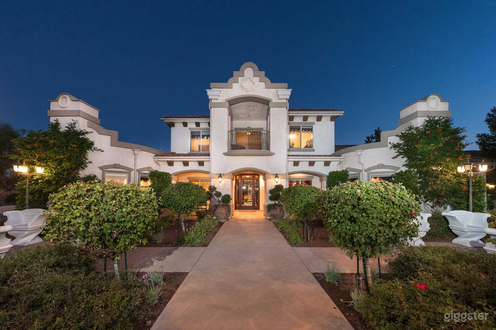 Spanish Mission Style Mansion With Lake View Photo 2