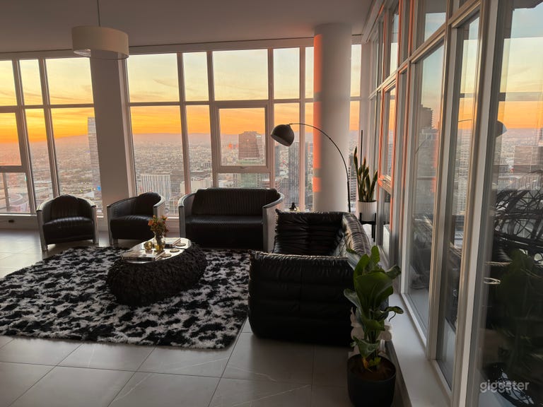  DTLA Penthouse with skyline view 