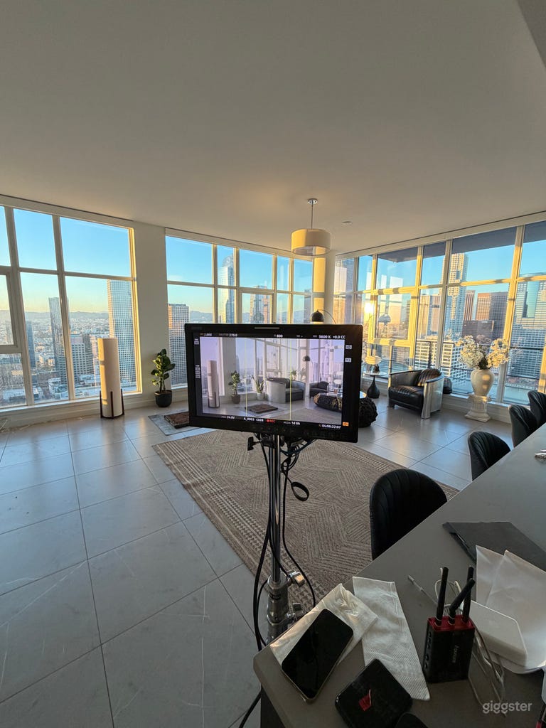  DTLA Penthouse with skyline view 