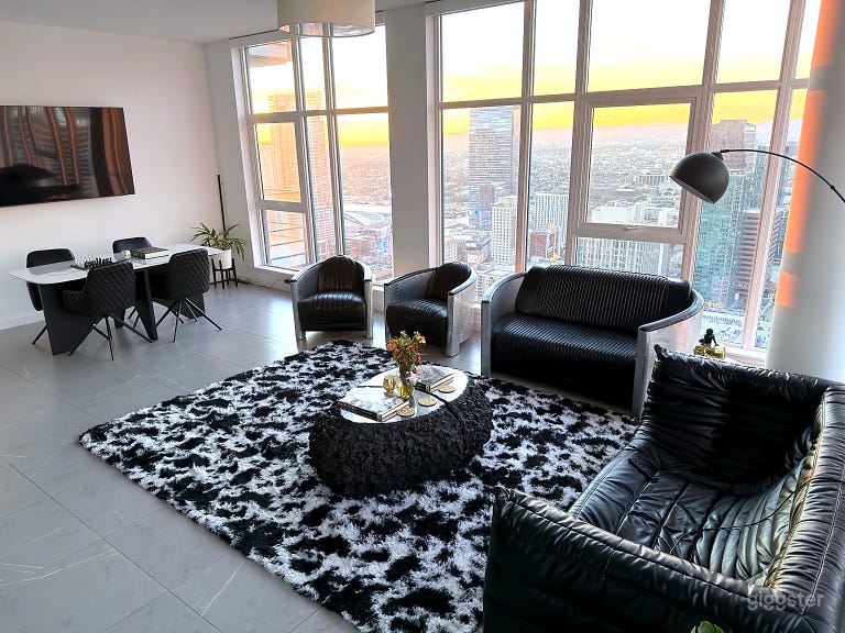  DTLA Penthouse with skyline view 