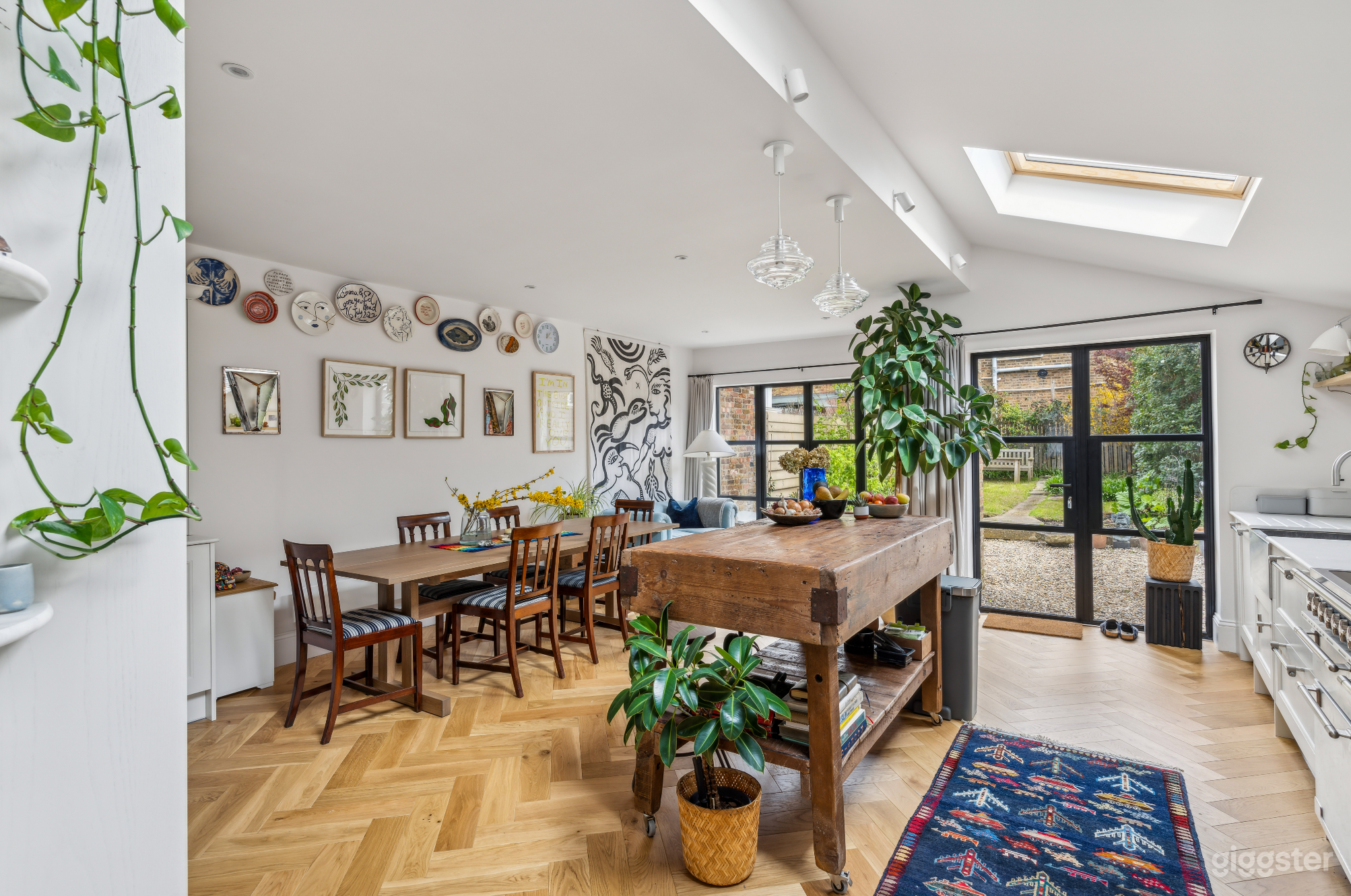 Artistic &amp; Spacious Victorian Terraced House Photo 2