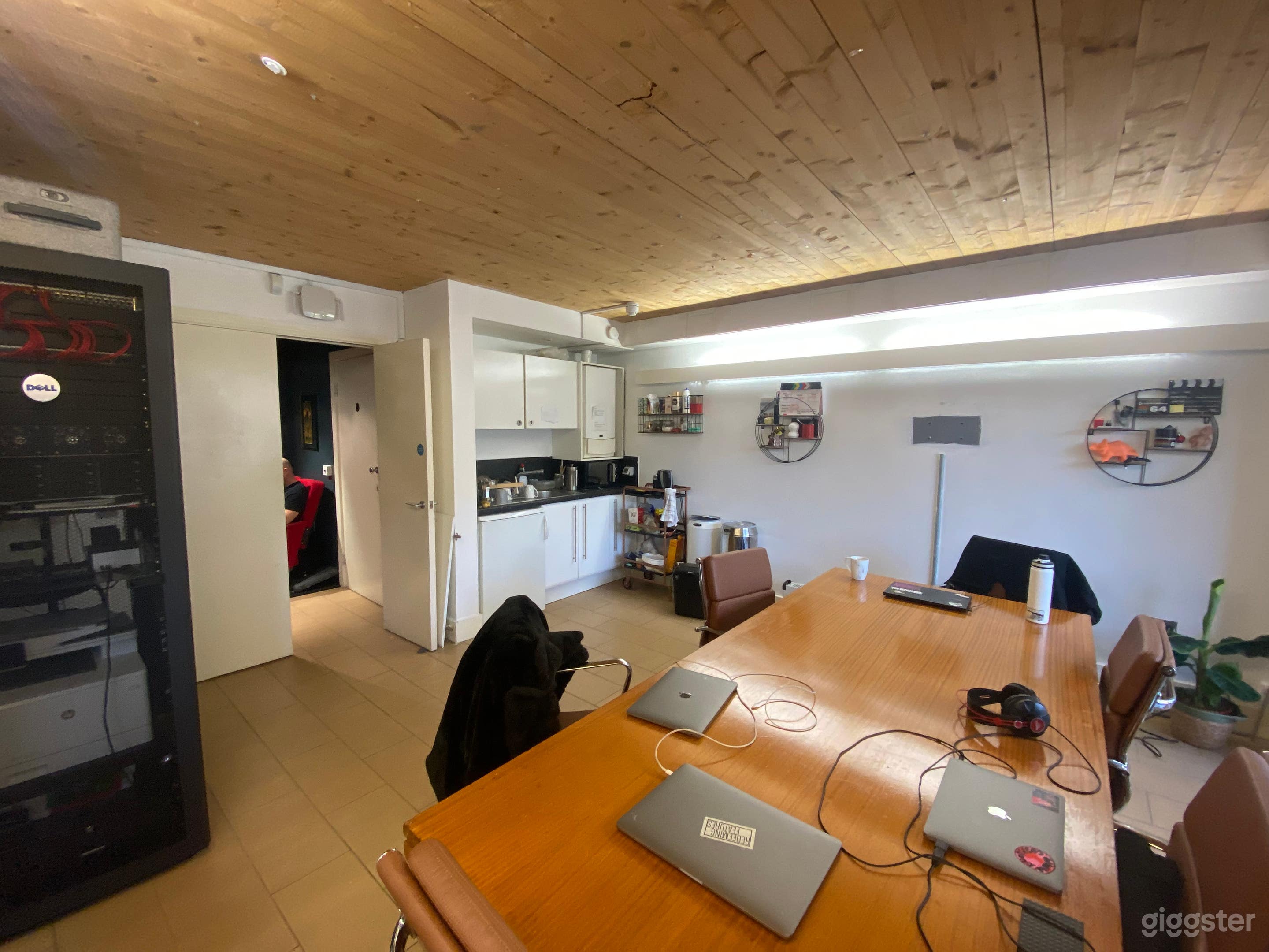 Production Office/ Screening Room Photo 4