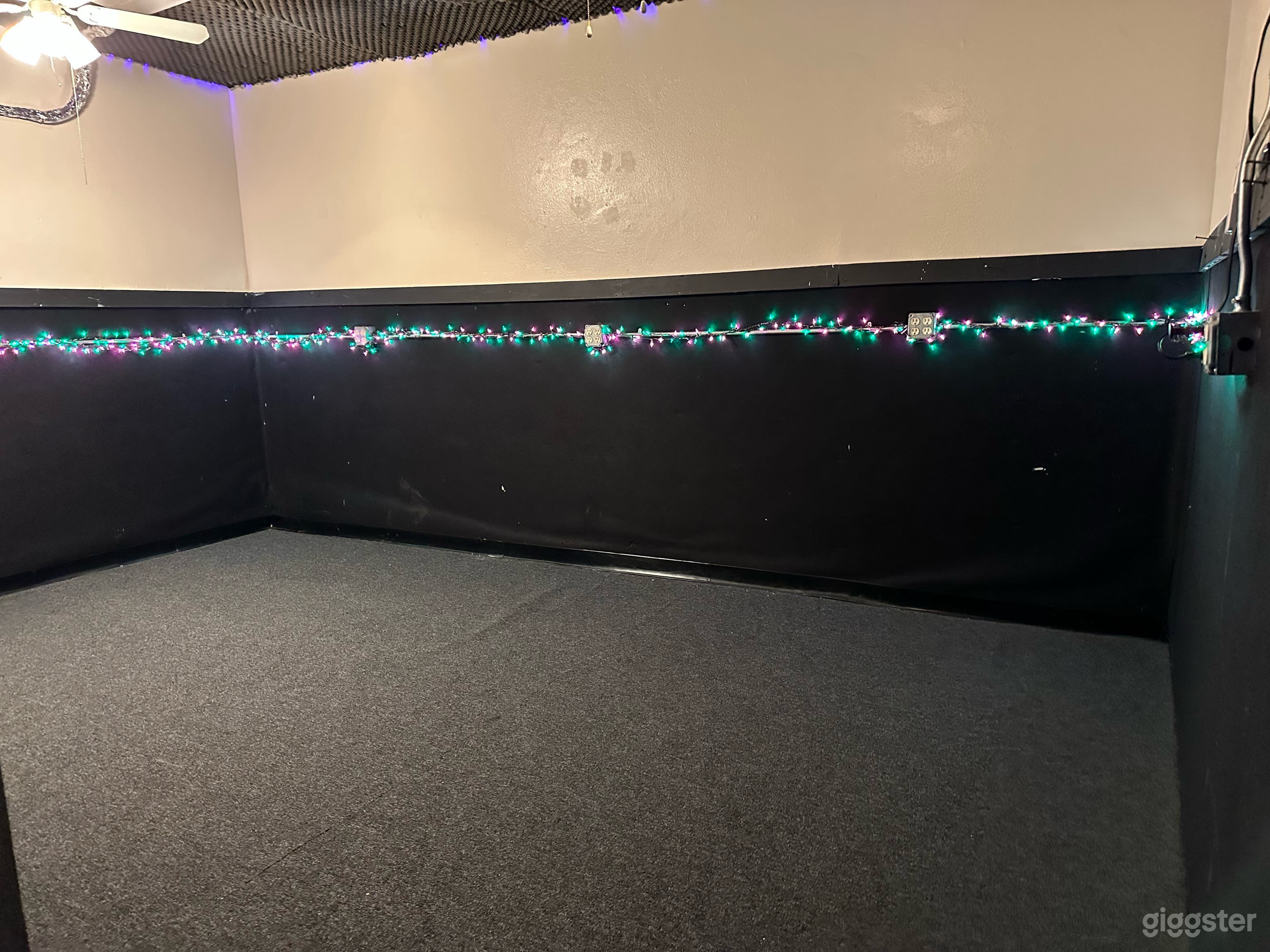 Shared Rehearsal Studio Photo 3