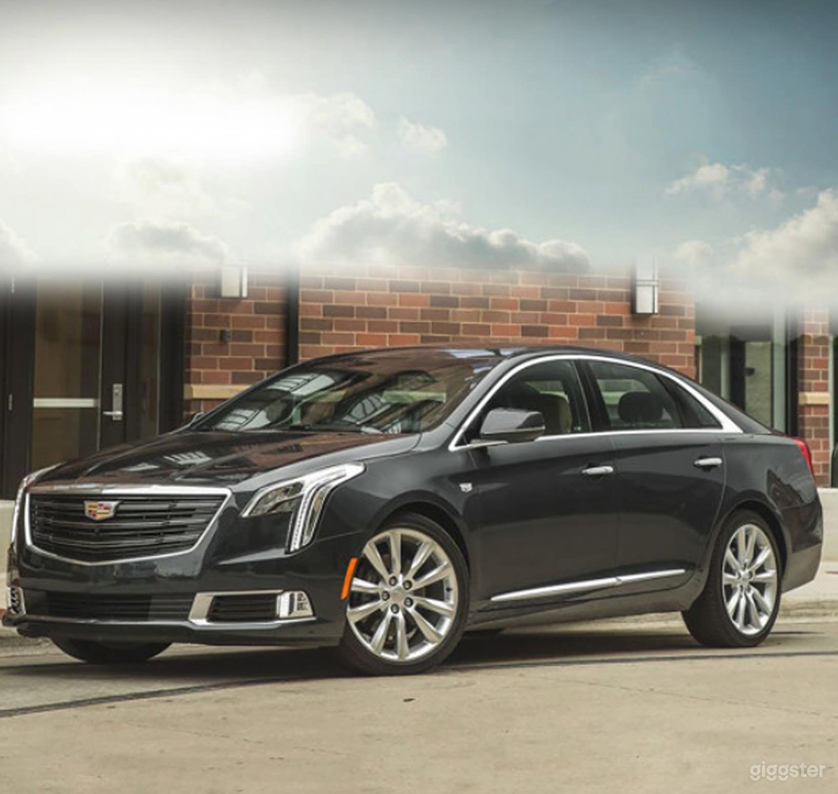 Sleek Comfort, Refined Elegance With Cadillac CTS Photo 1