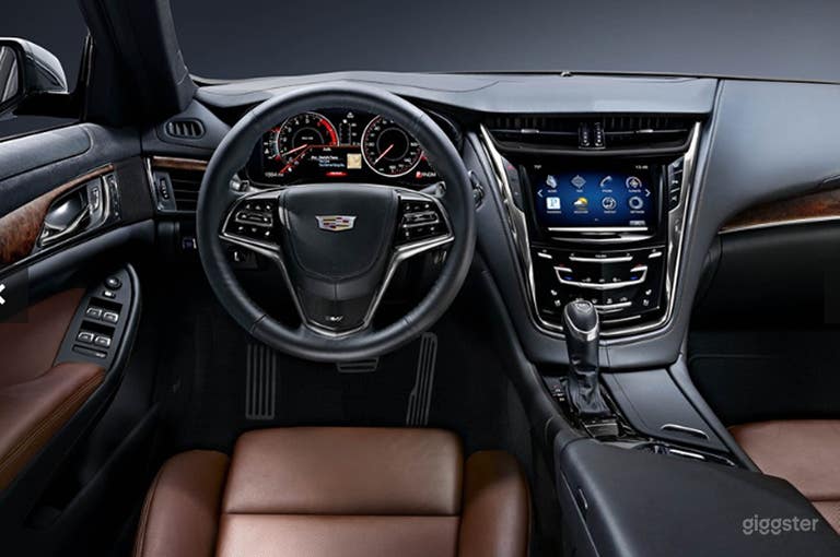  Comodidad elegante, elegancia refinada con Cadillac CTS 