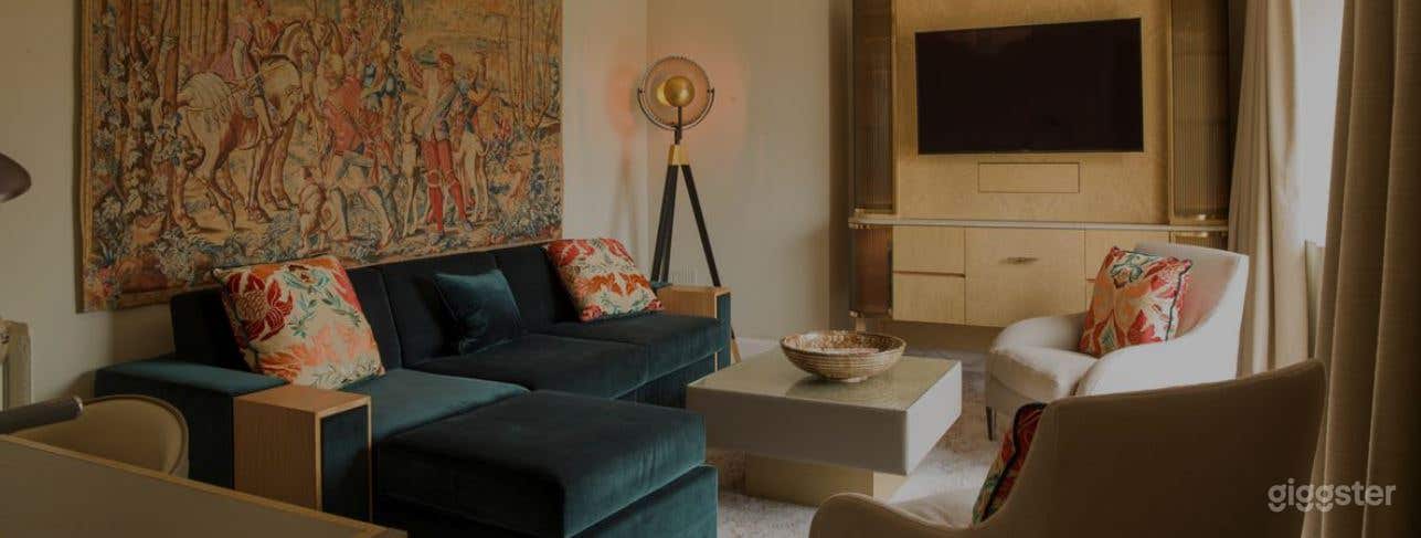 Luxury Hot Tub Suite Room with Private Terrace Photo 2