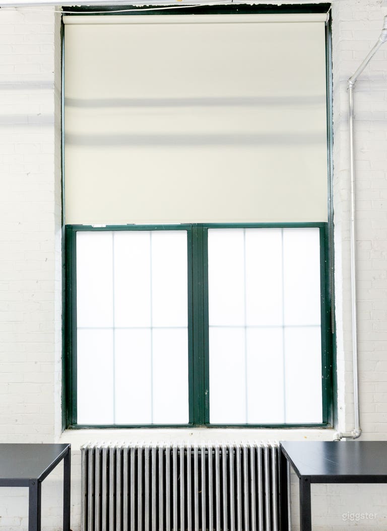  (6&#x27;x10&#x27; Frosted Bottom) with black out curtains 