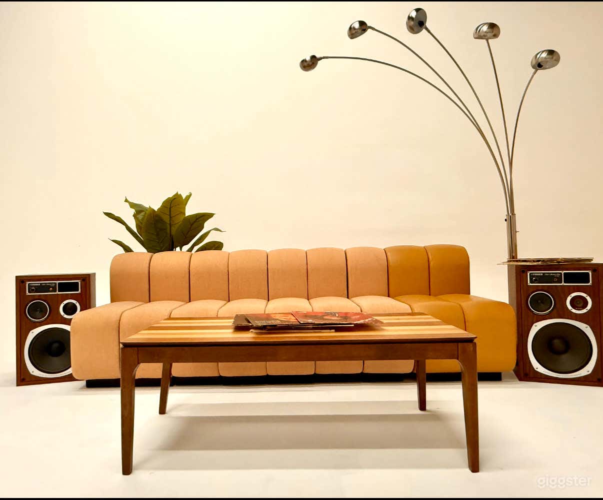  Mid Century Modern Production Studio & CYC wall Photo 1