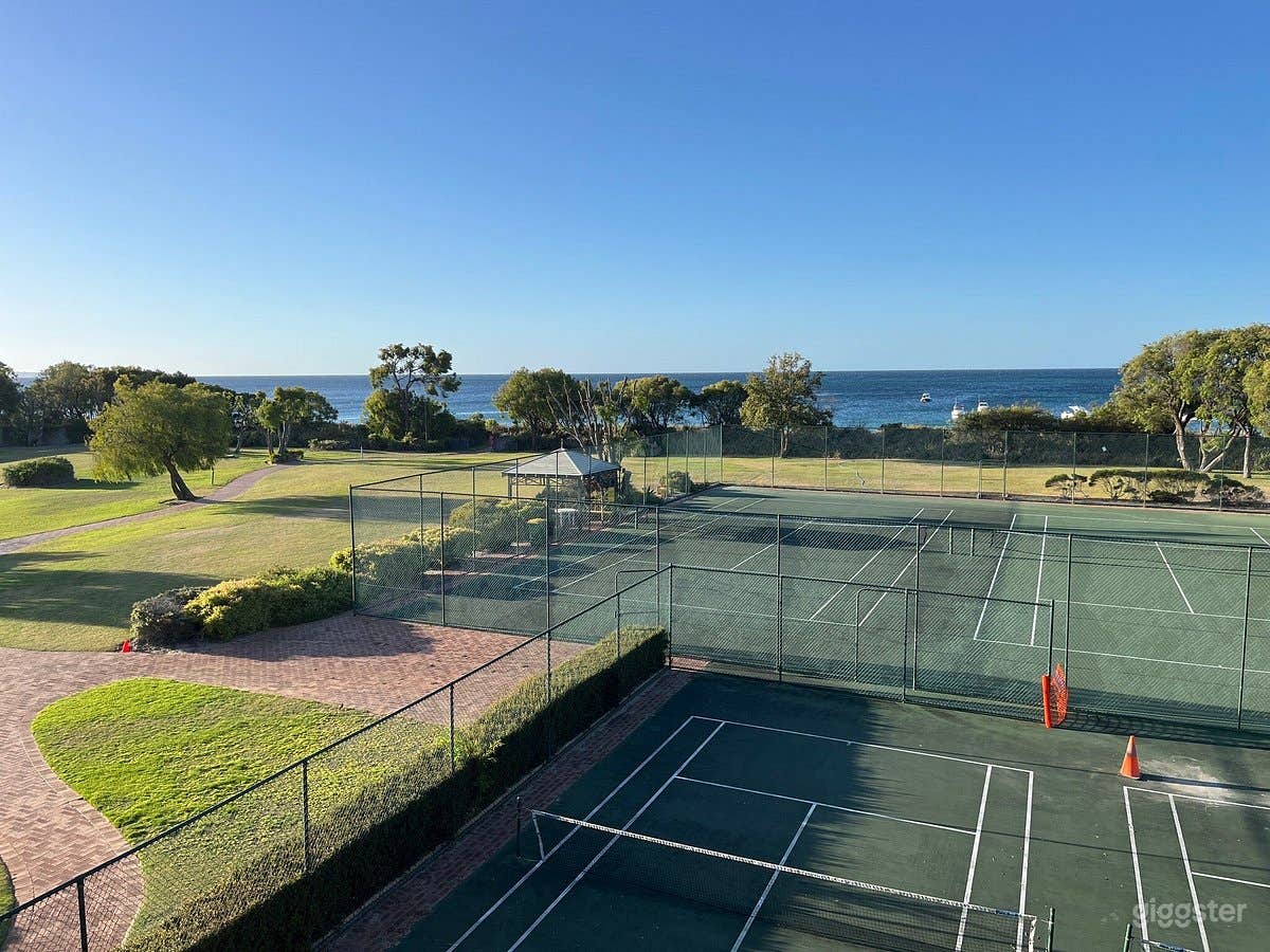 Tennis Court Photo 4