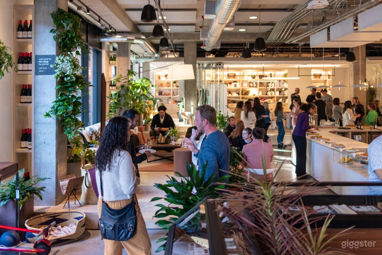 Multi-purpose Cafe/Bar/Co-working/Event Space Photo 2