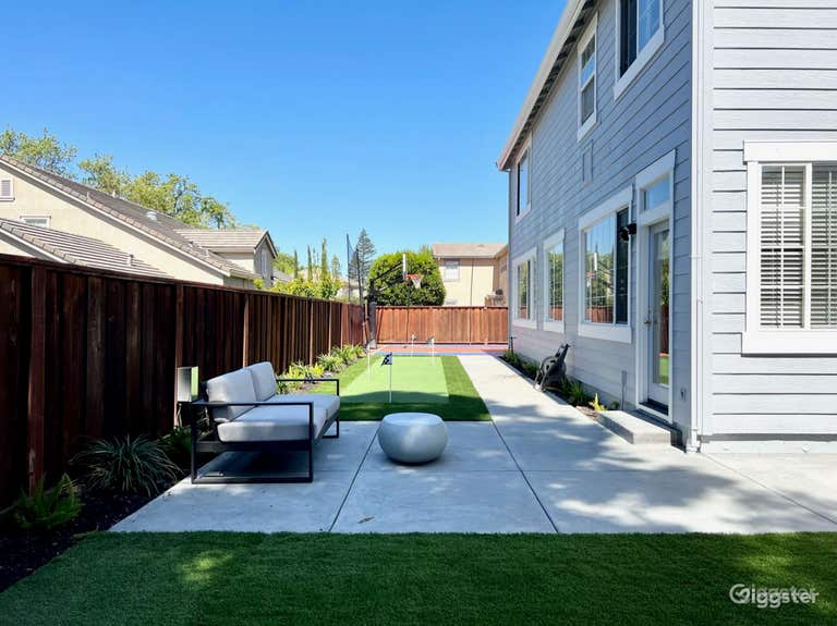  Mini Golf Course Putting Green 