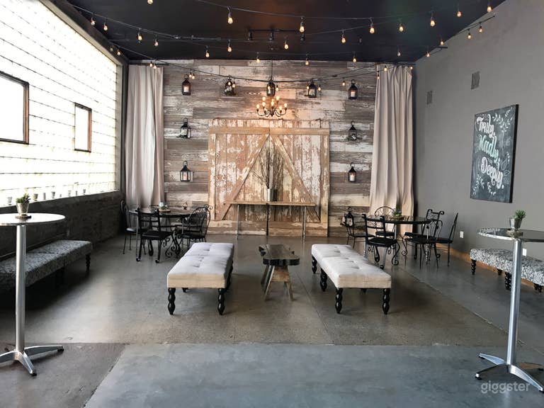  Party style seating. 