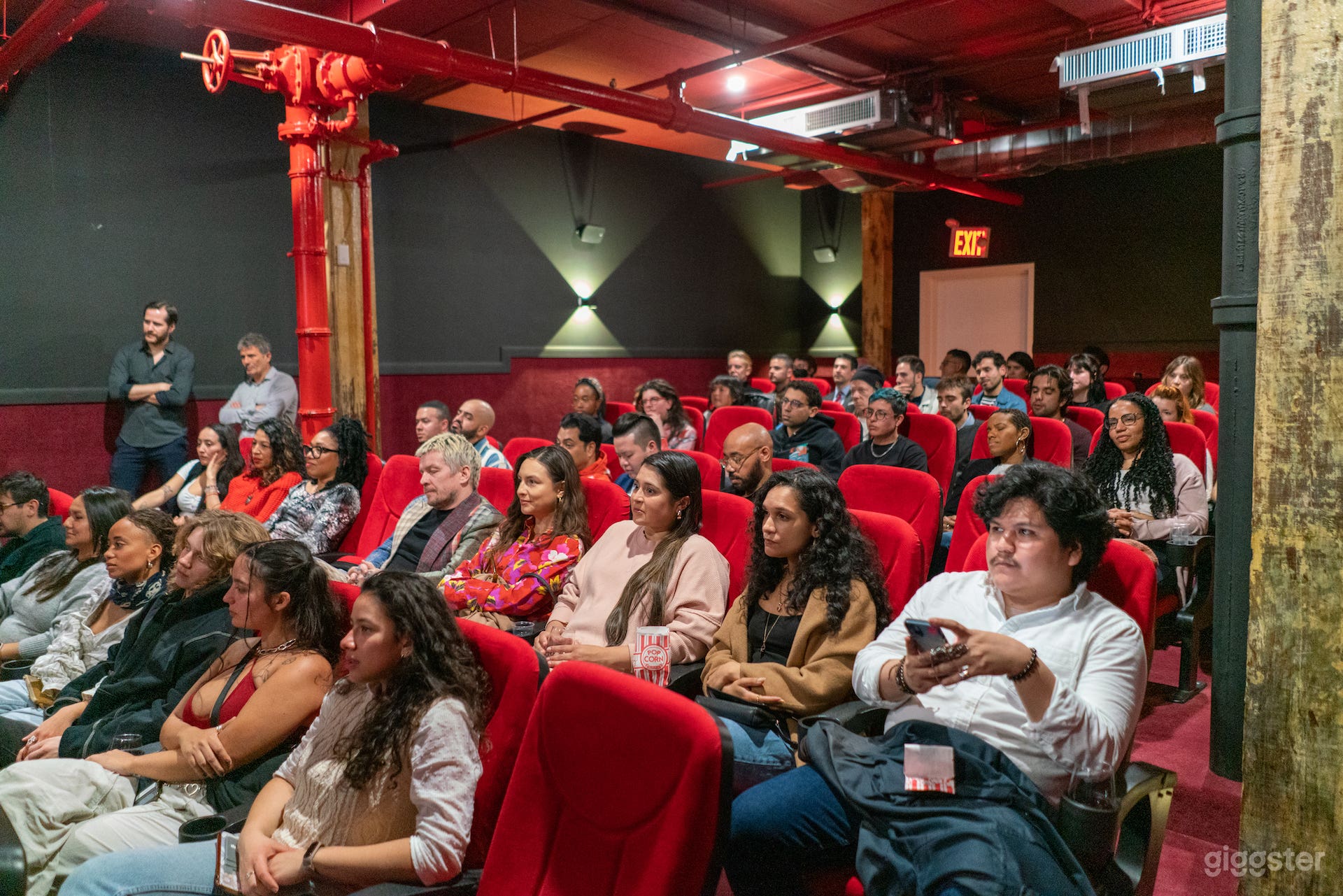 Retro Modern Screening Room &amp; Event Space in Greenpoint Photo 4