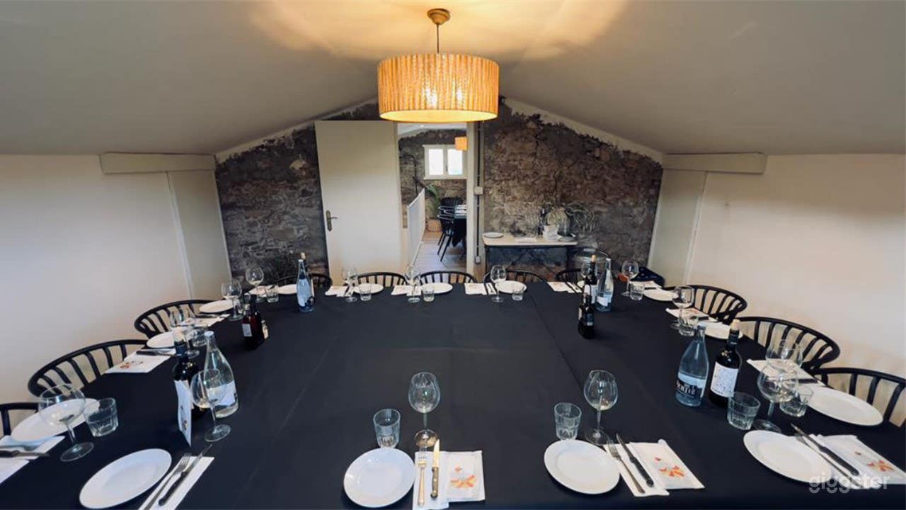 Pequeña sala perfecta para eventos privados. Photo 3