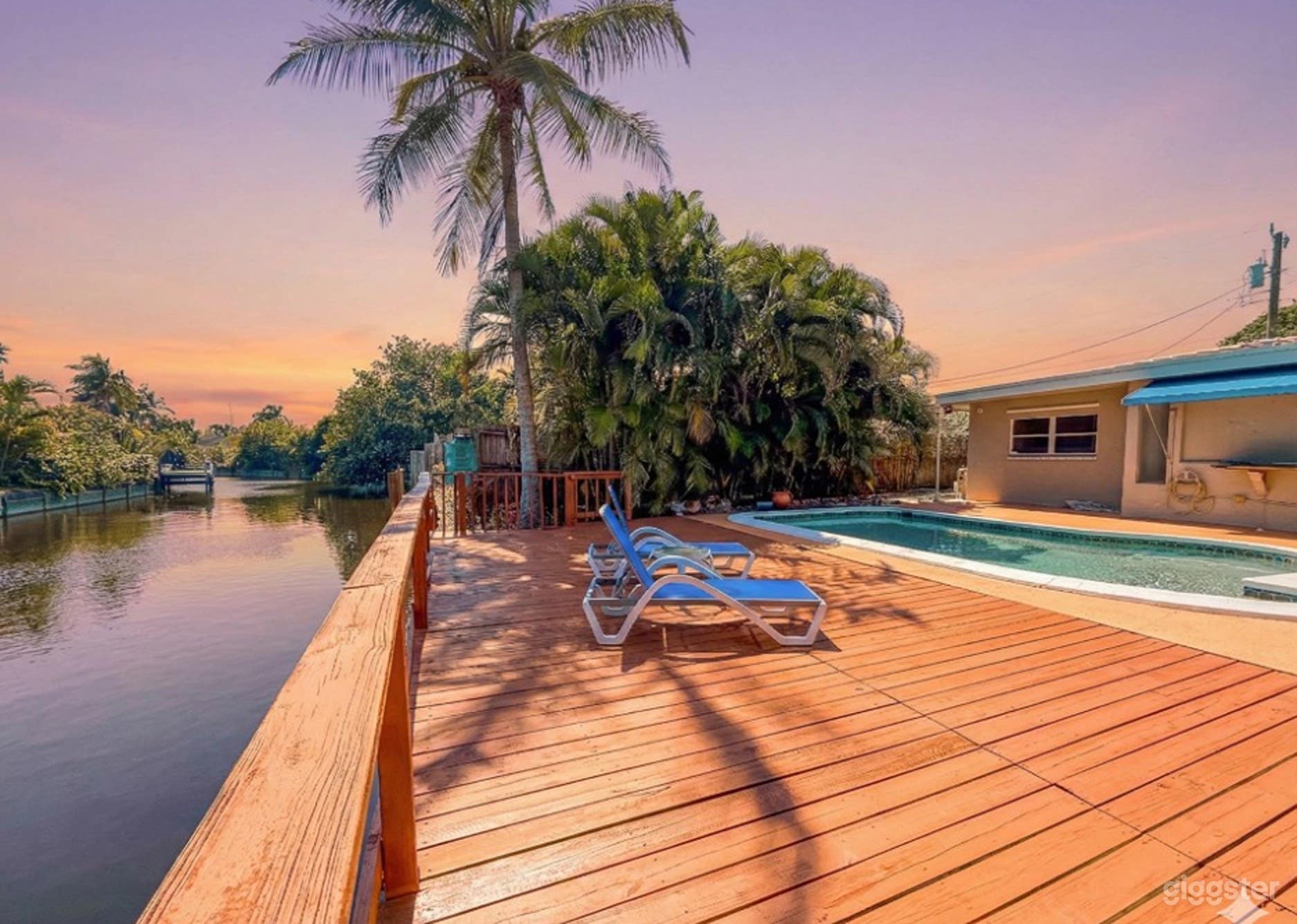 Private Pool 20 Minutes From Iconic Beaches Photo 3