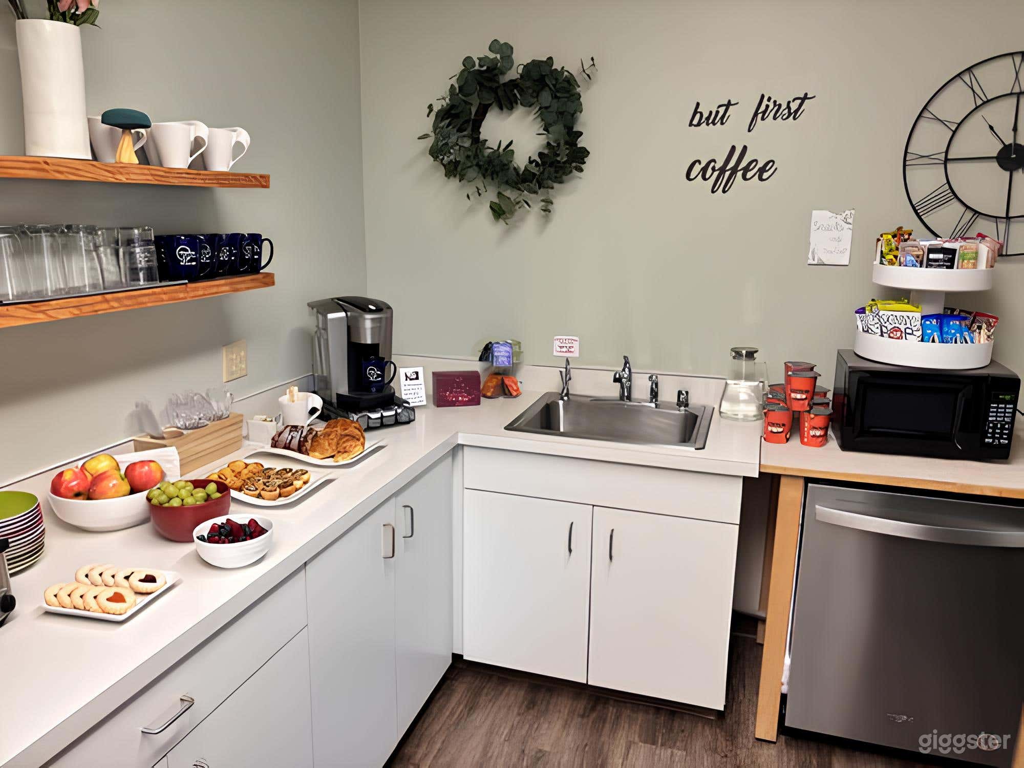 8 Person Conference Room in San Rafael Photo 2