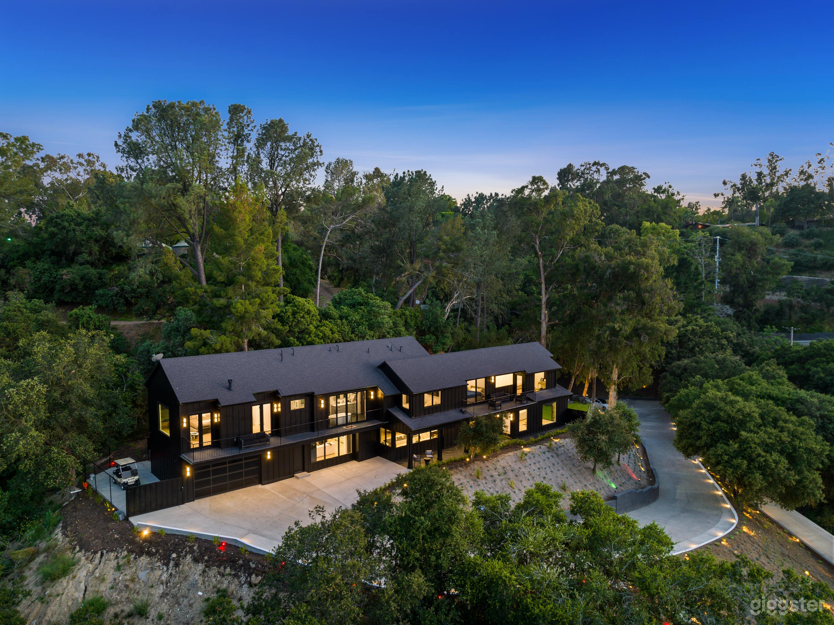 4.5-Acre Hillside Estate w/ 180° Views &amp; Resort Features Photo 2