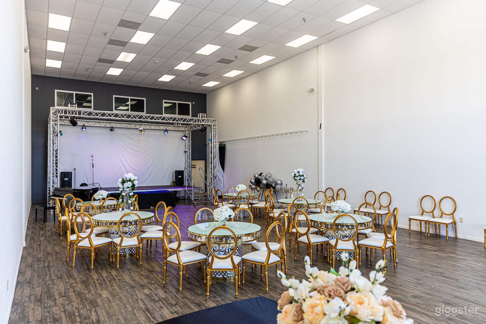 Luxury OneStop Ballroom Event Venue Space Photo 4