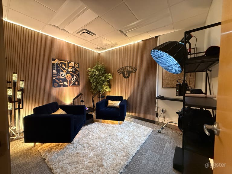  Podcast Studio for Rent 