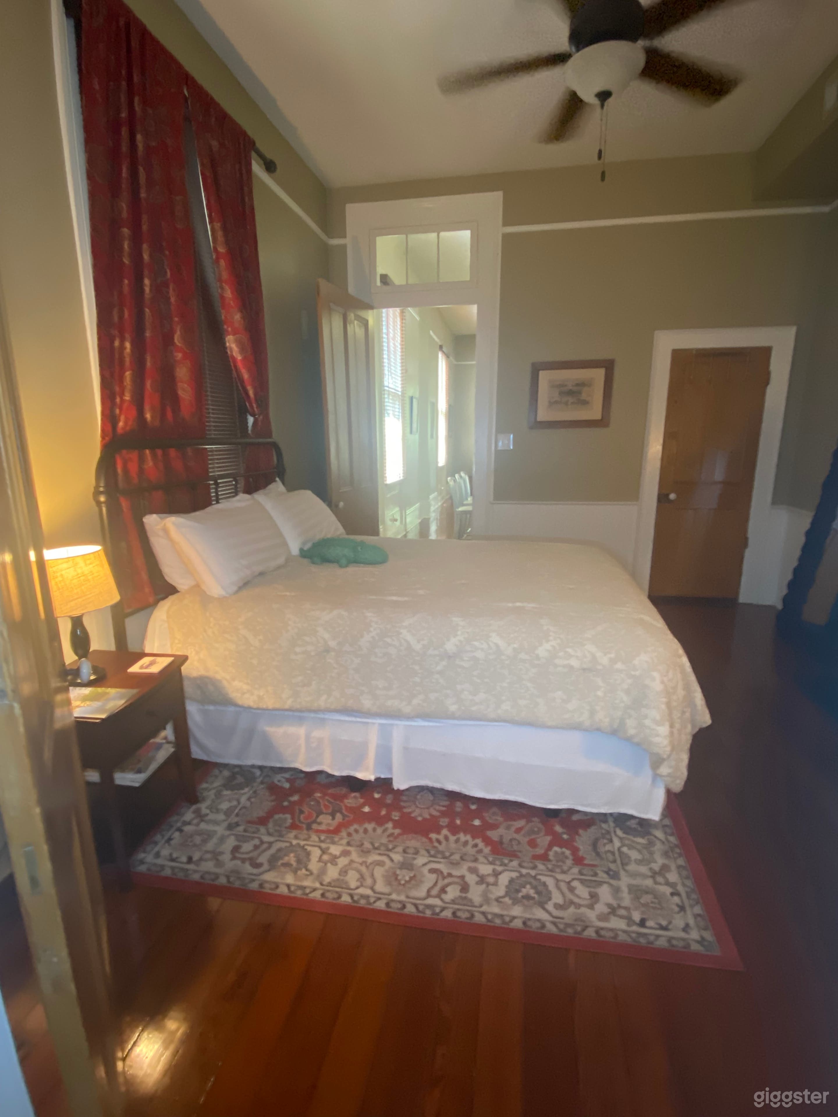 Victorian Charmer Photo 2