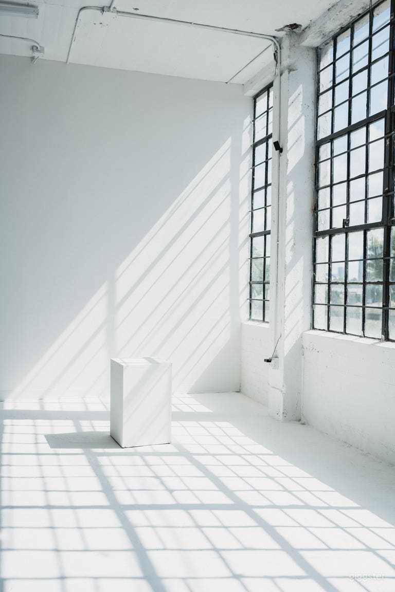  Beautiful Natural Light Photo and Video Studio 