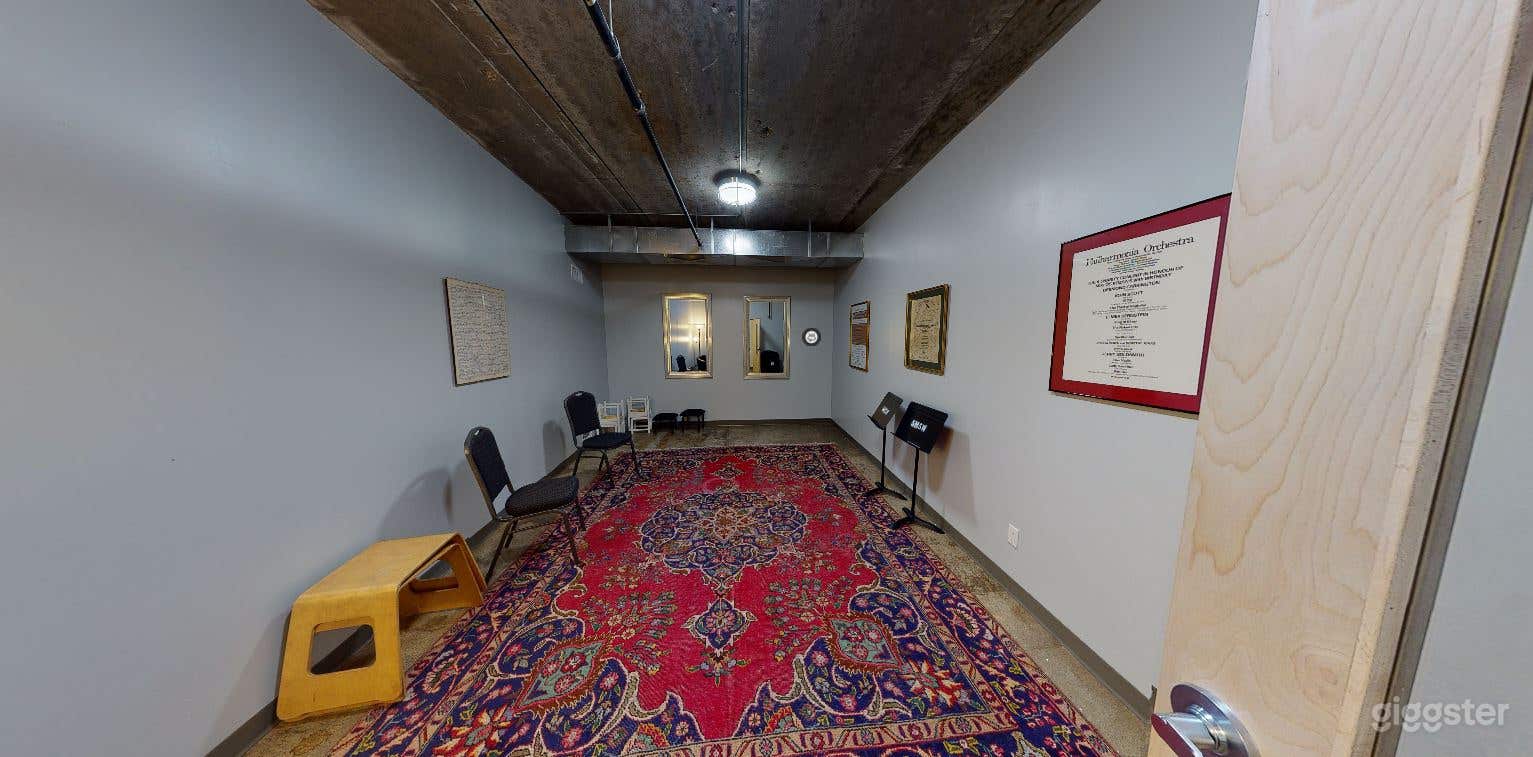Music  Meeting Room 3 Photo 1