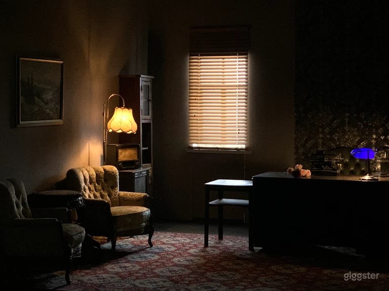  Retro Lounge 