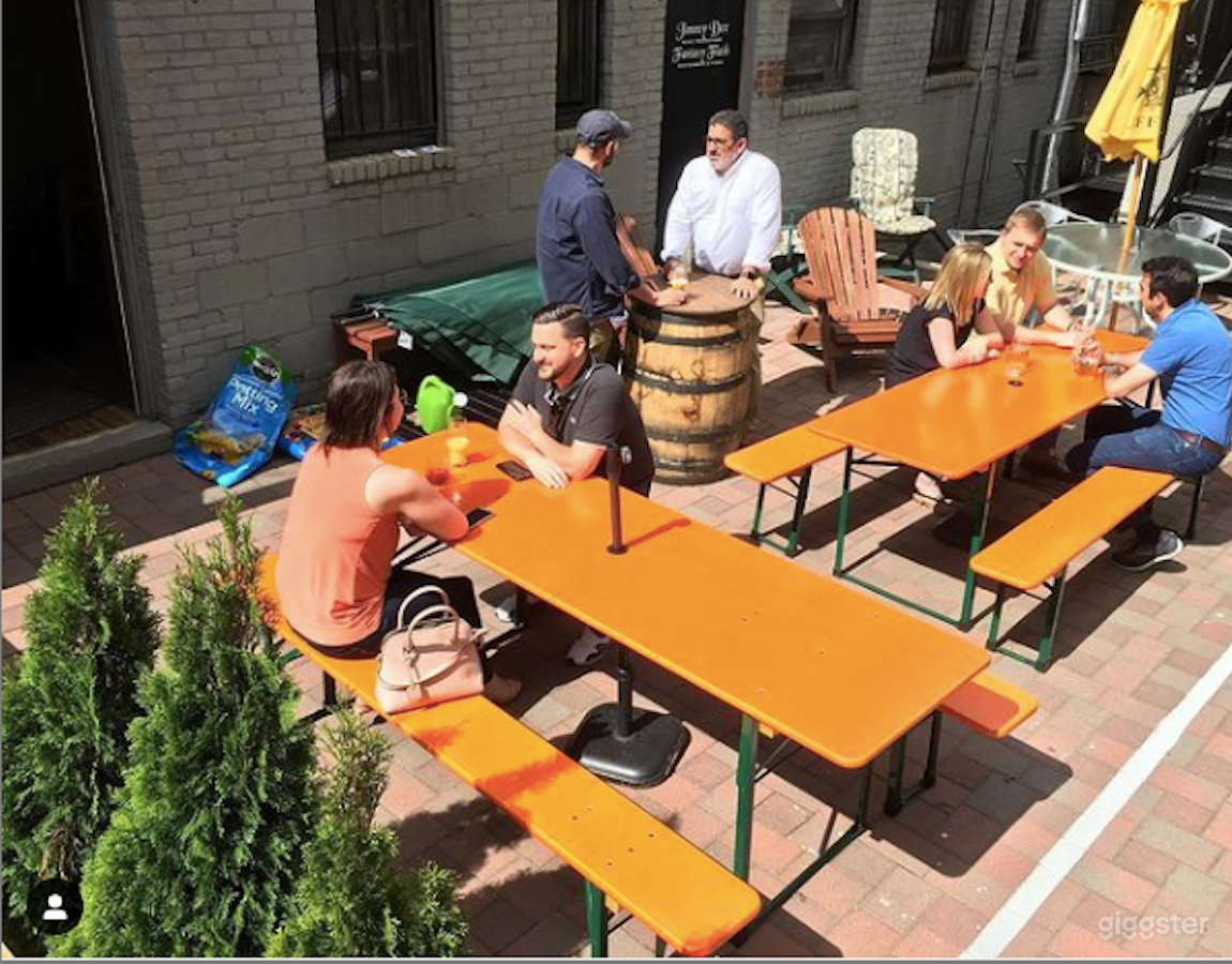 Amazing Patio in White Plains Photo 1