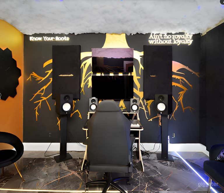  Professional Recording Studio  