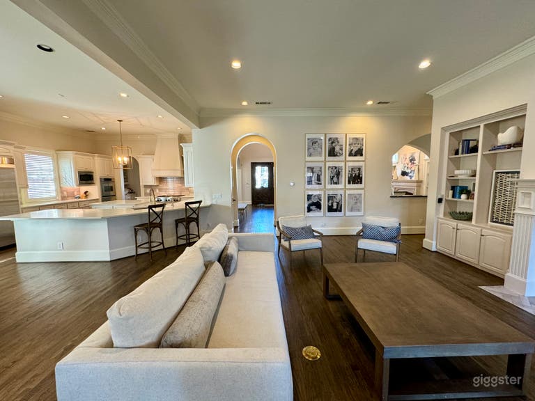  Light-Filled Park Cities Home with a Dream Kitchen 