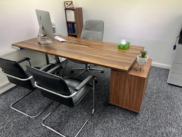  Bright Office for Private Work, Meetings or Podcast 