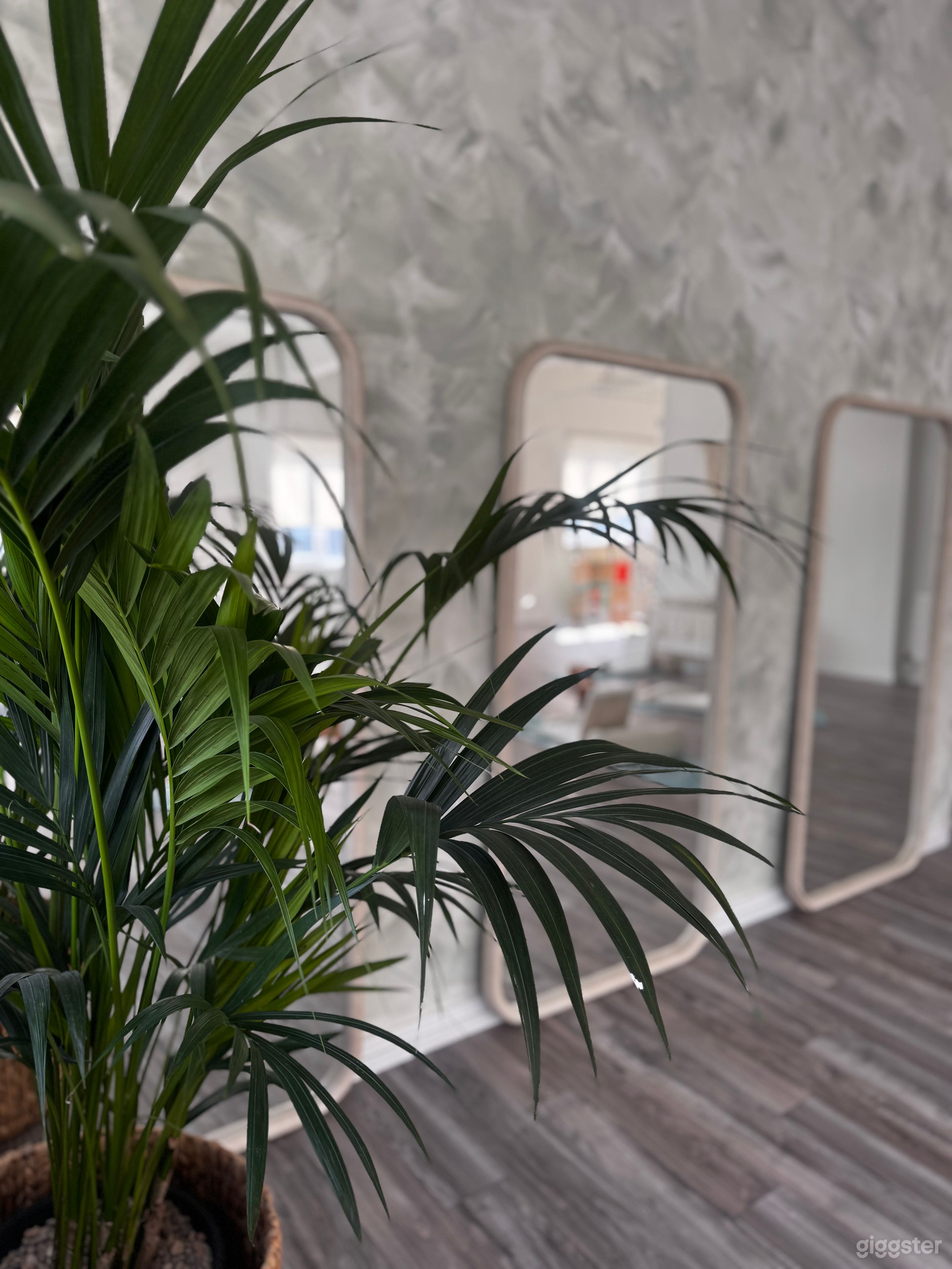 Studio at Glasgow Photo 4