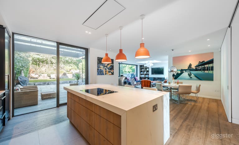  Burcote House Film Location 