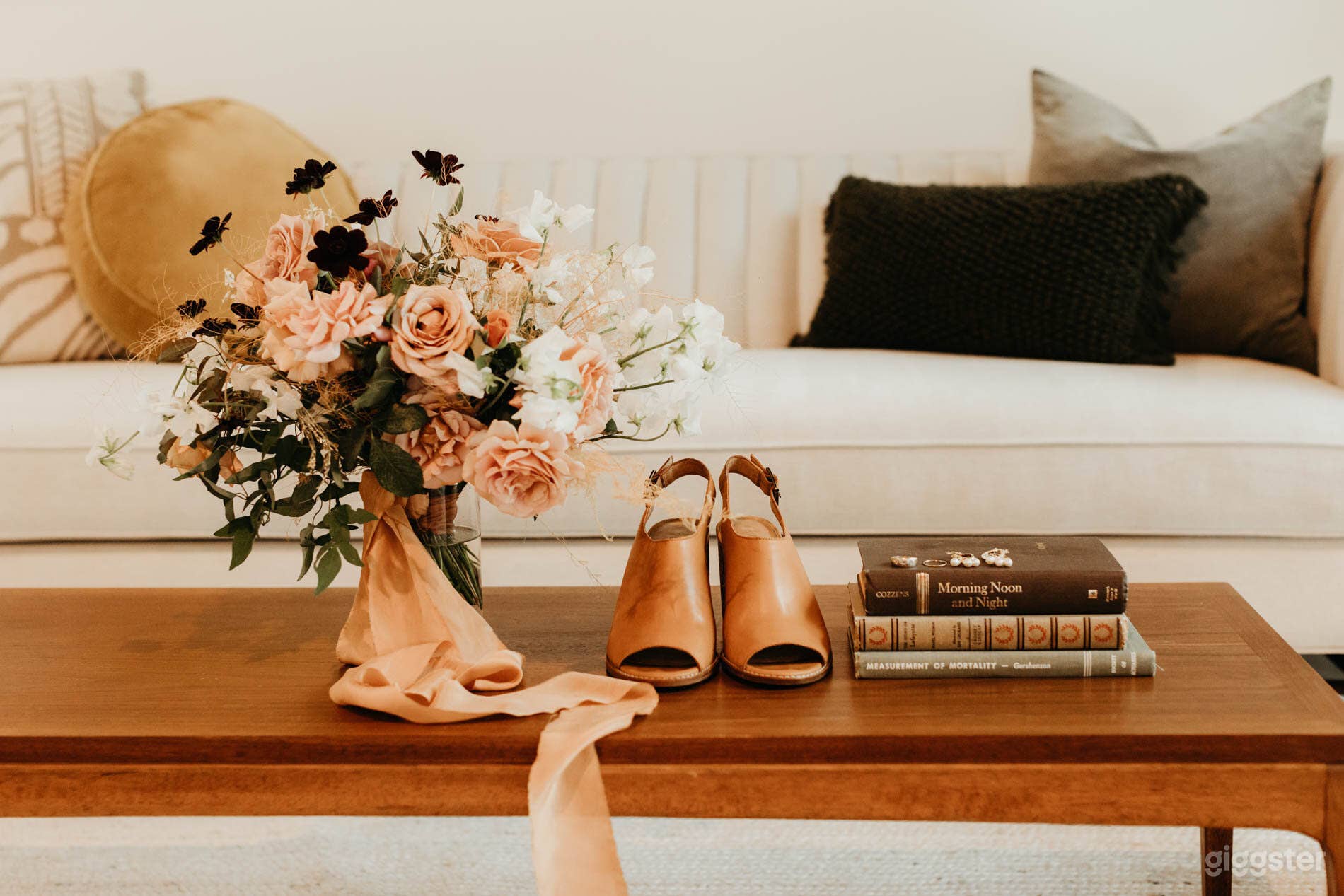 Simple and Elegant Space in Downtown Vista, CA Photo 3