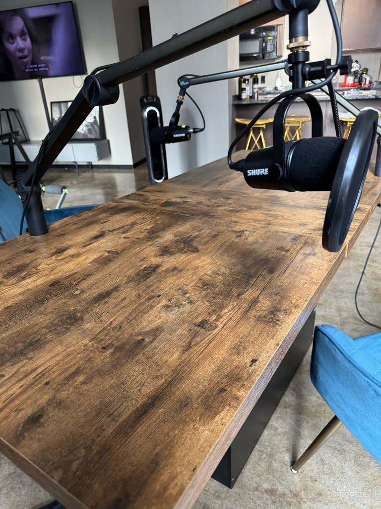  Professional Studio_Skyline View of Downtown Dallas 