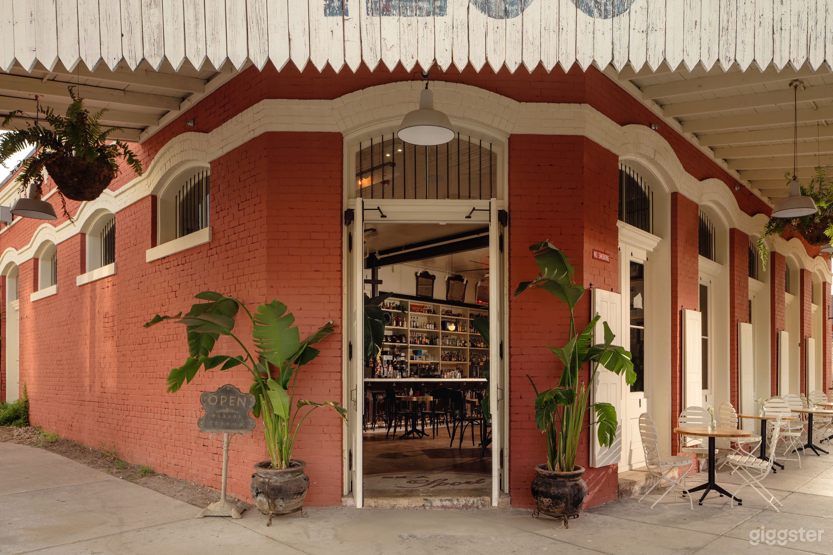 Bar &amp; Restaurant Sports Club Photo 2