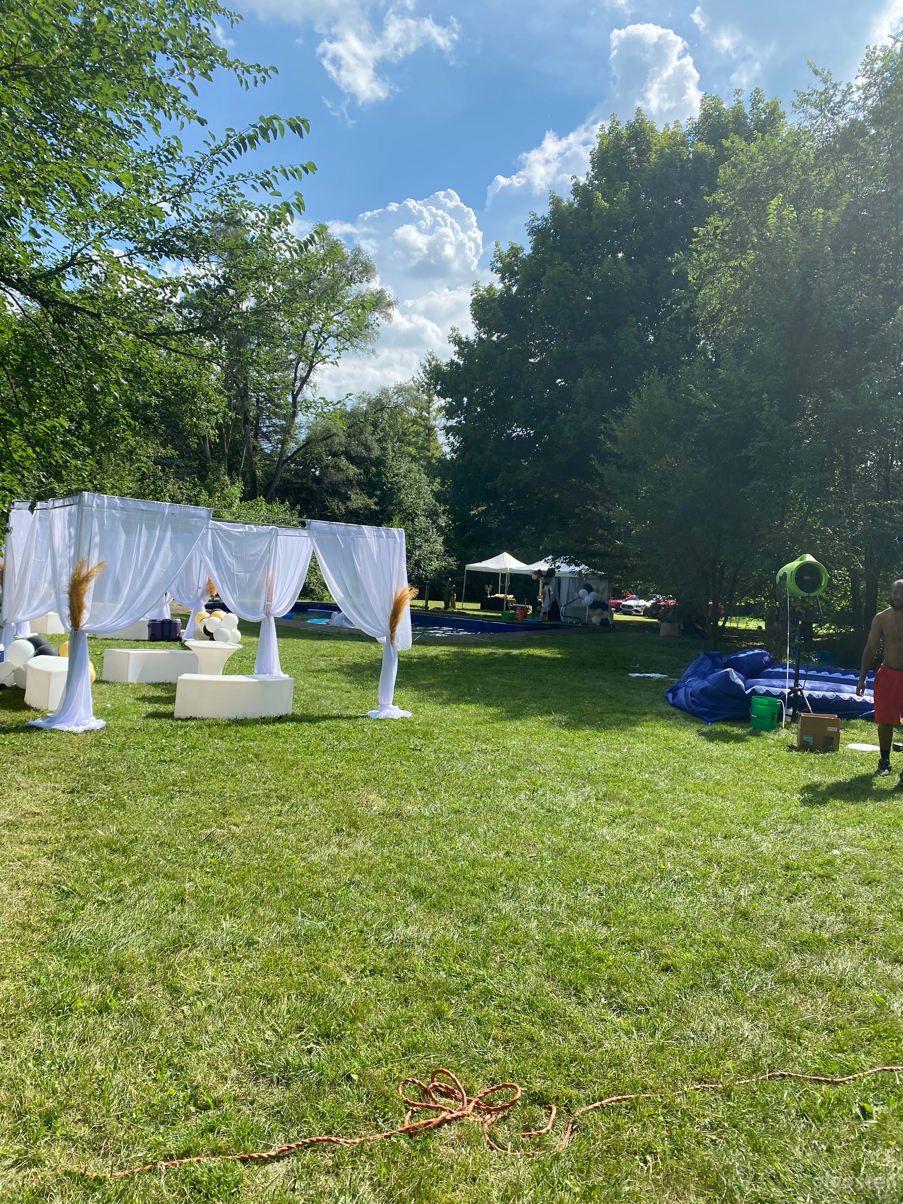 Private Country Farm w/Club House & Pool Photo 1