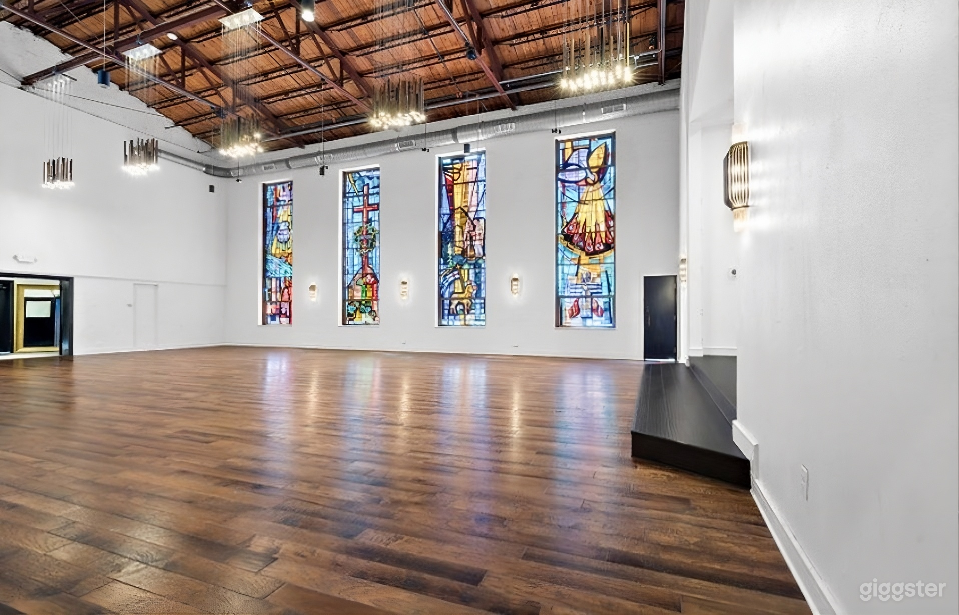 Resort's 2,400 sqft Main  Hall Photo 3