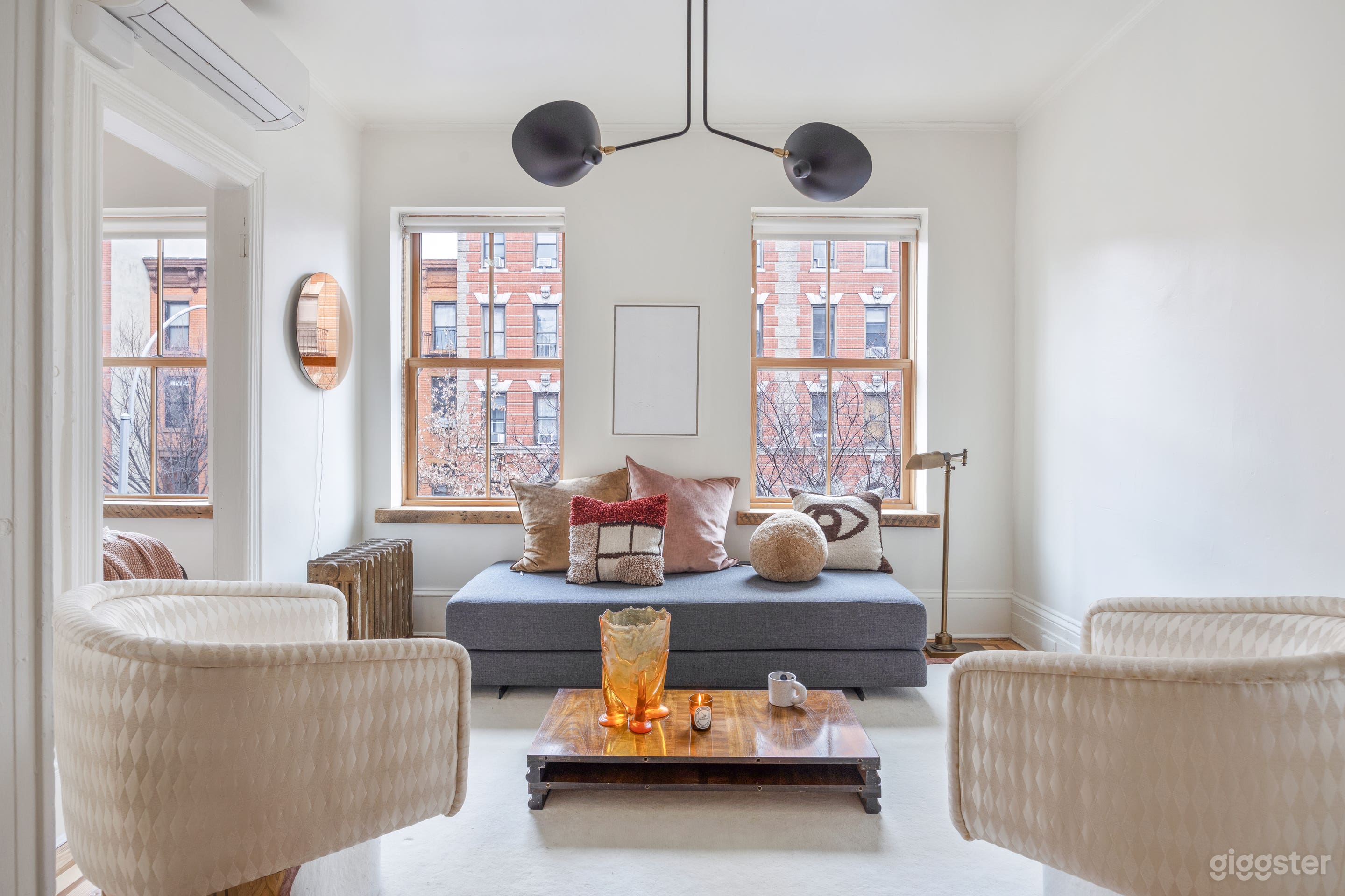 Charming Apartment: The Space for Creative Product Photo 1