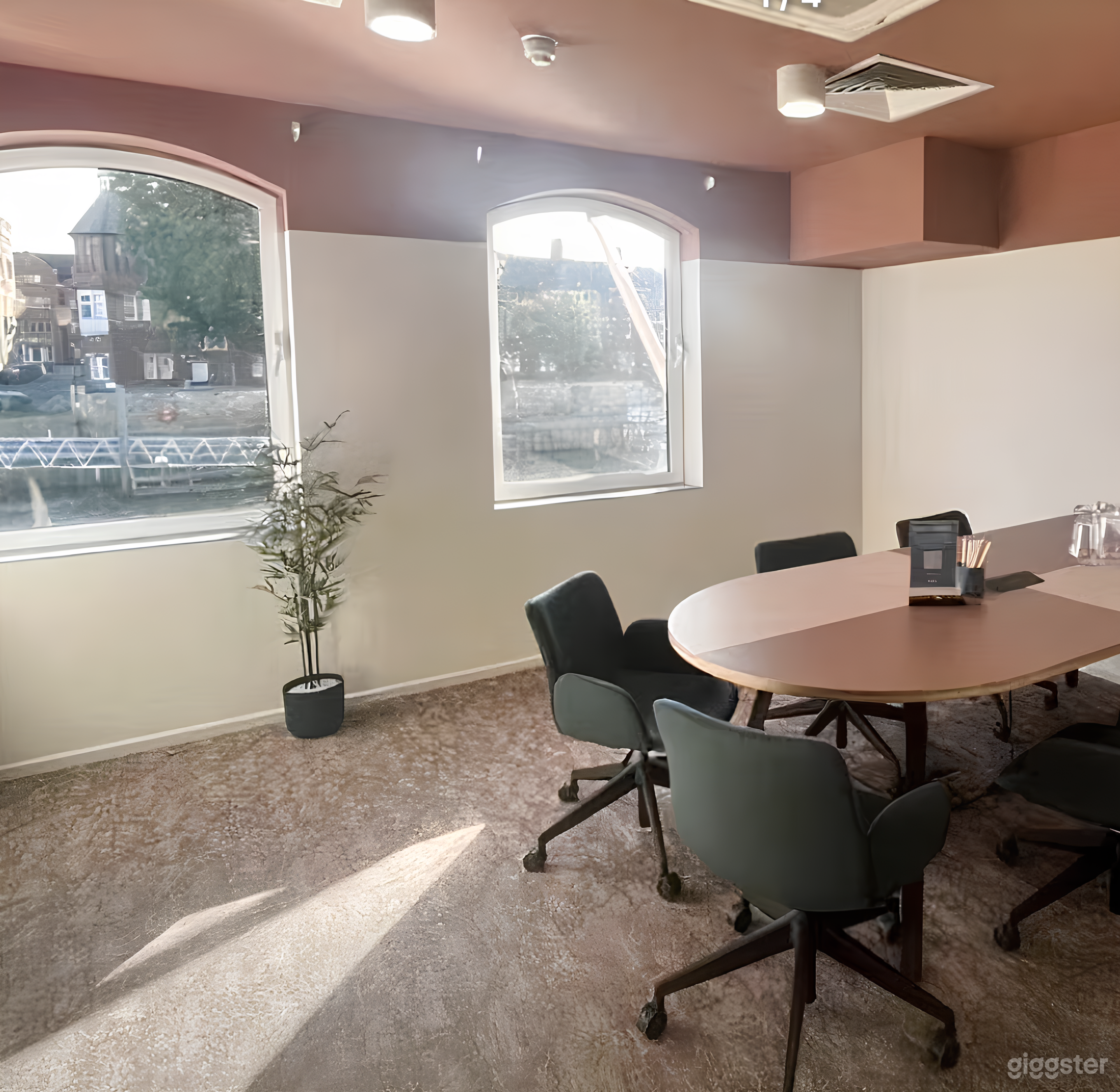 St Mary's Suite for Meetings Photo 3