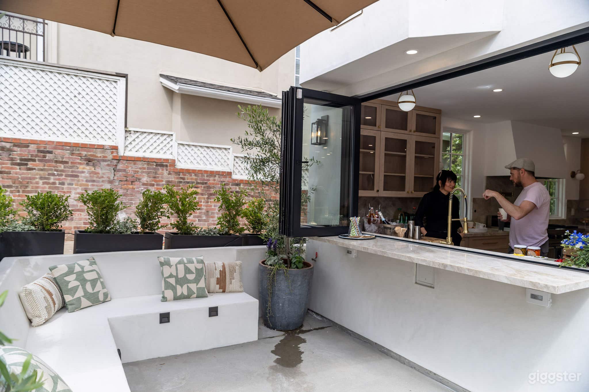 Custom Built Indoor Outdoor Event & Film Ready Space Photo 3