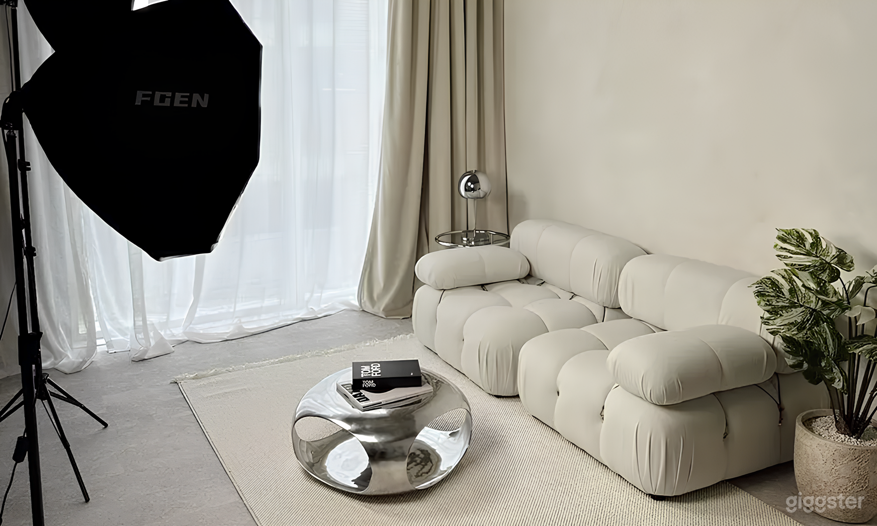 Content Photography Studio - 24 hours Mon - Sun Photo 1