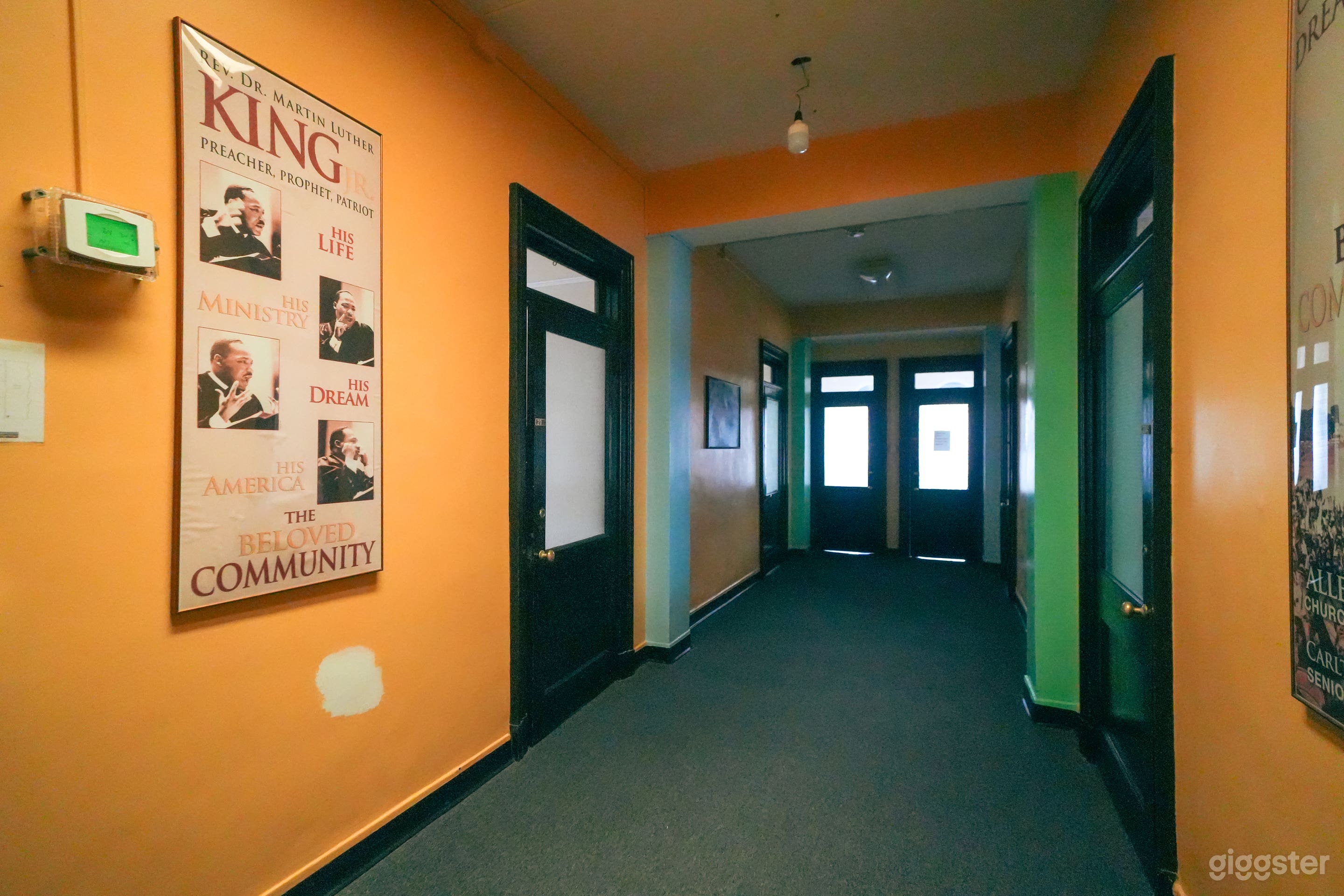 Colorful Hall with Bright Interiors, Sitting Area Photo 4