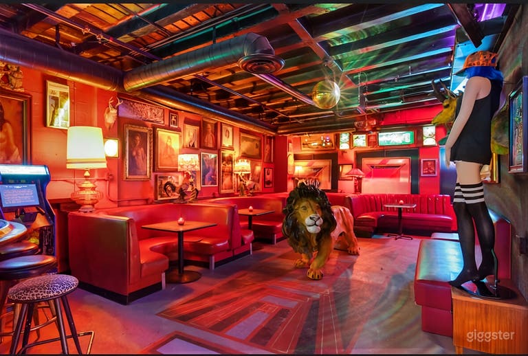  Vintage Neon Hideout 