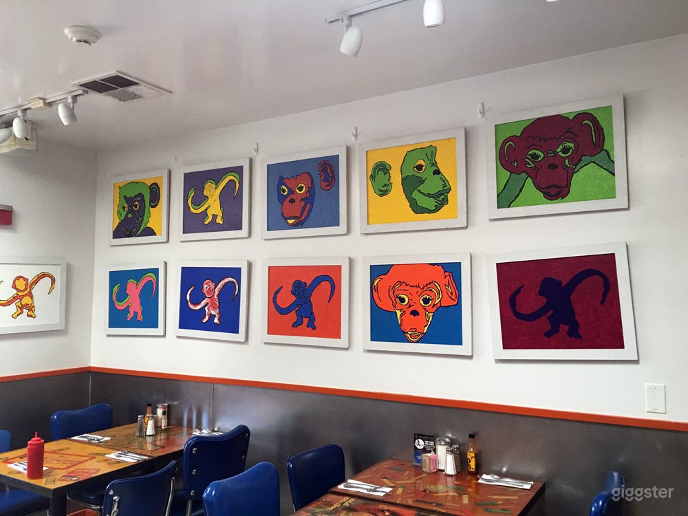 Lively Indoor Restaurant Photo 2