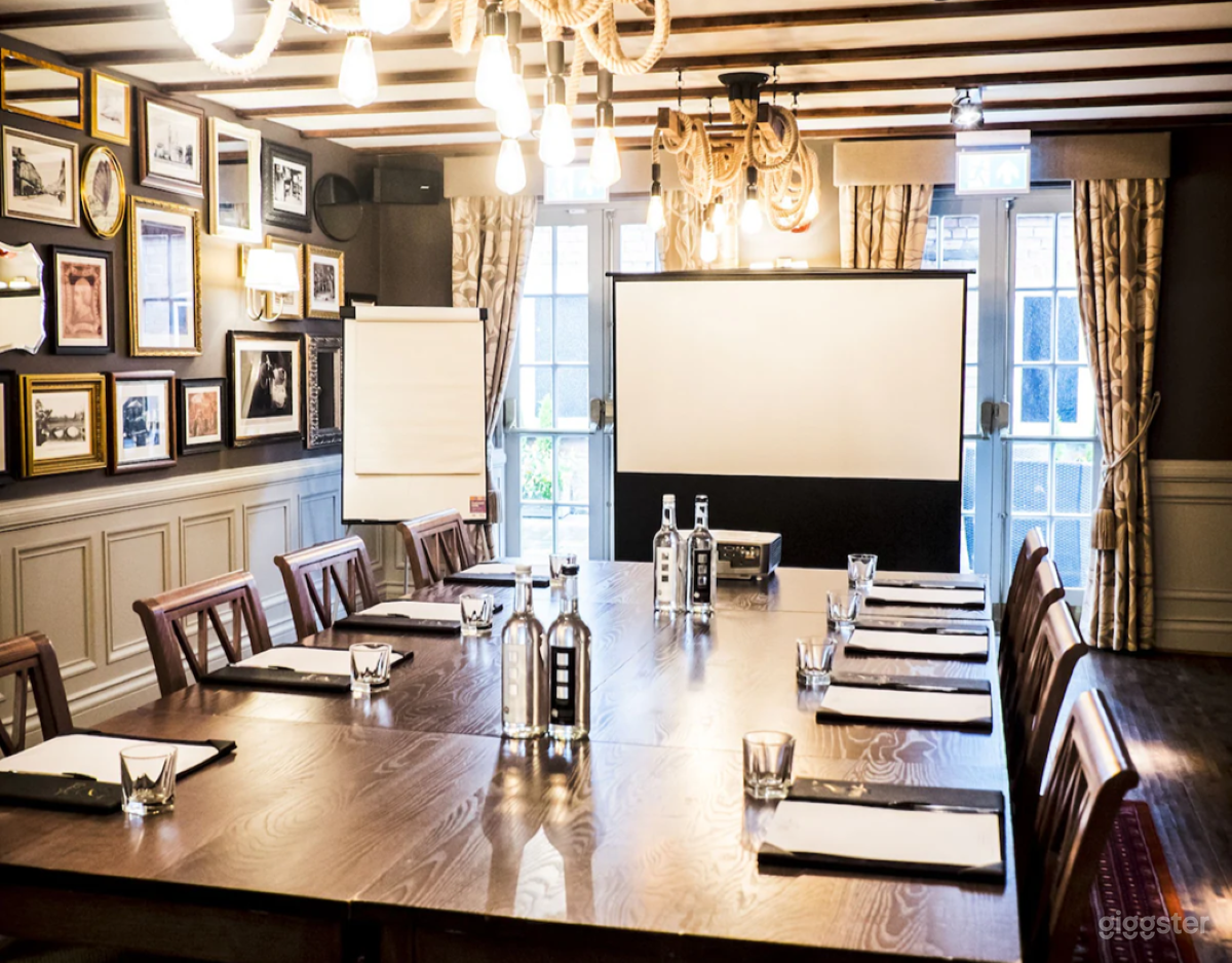 Capulet Suite Photo 3